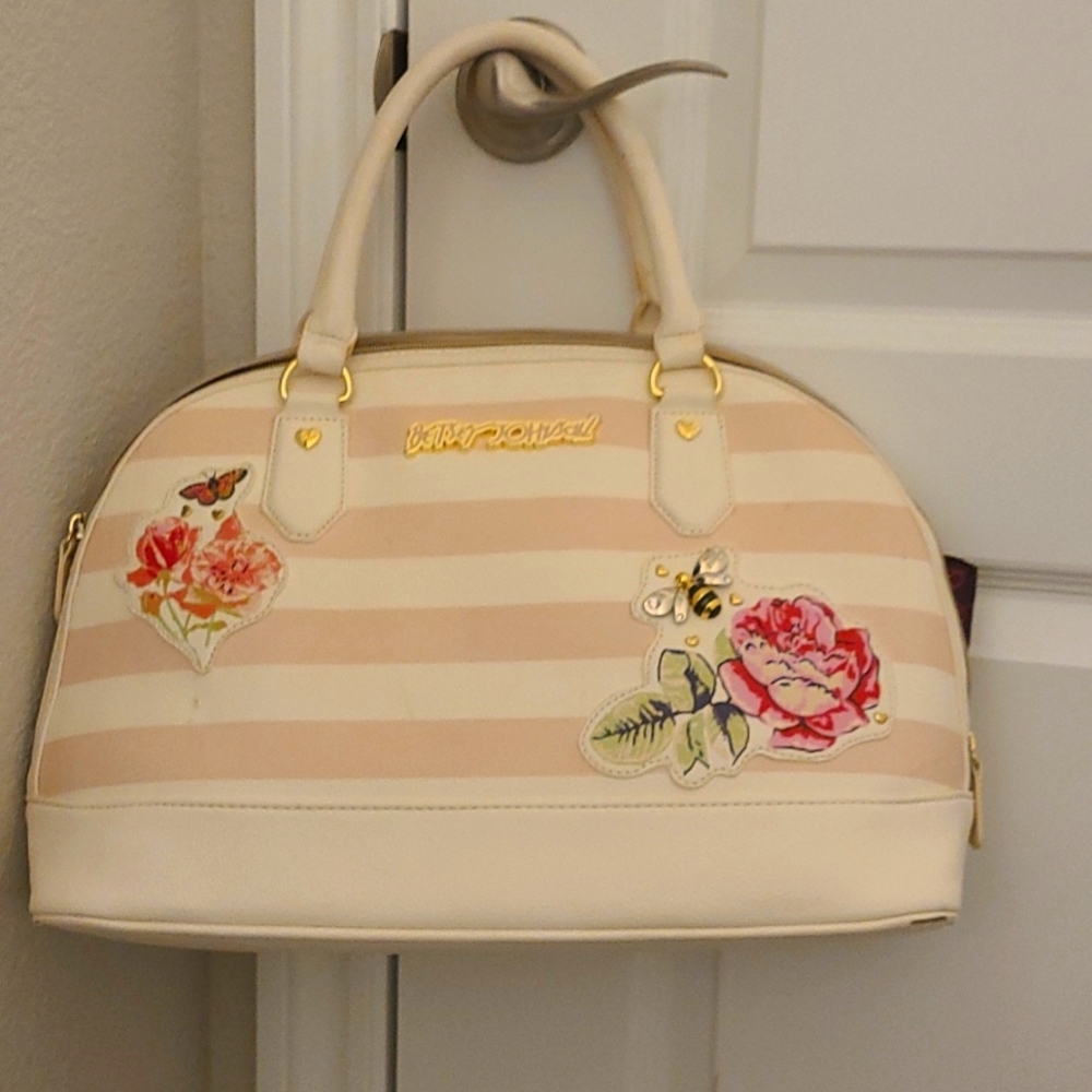 Betsey Johnson spring time purse